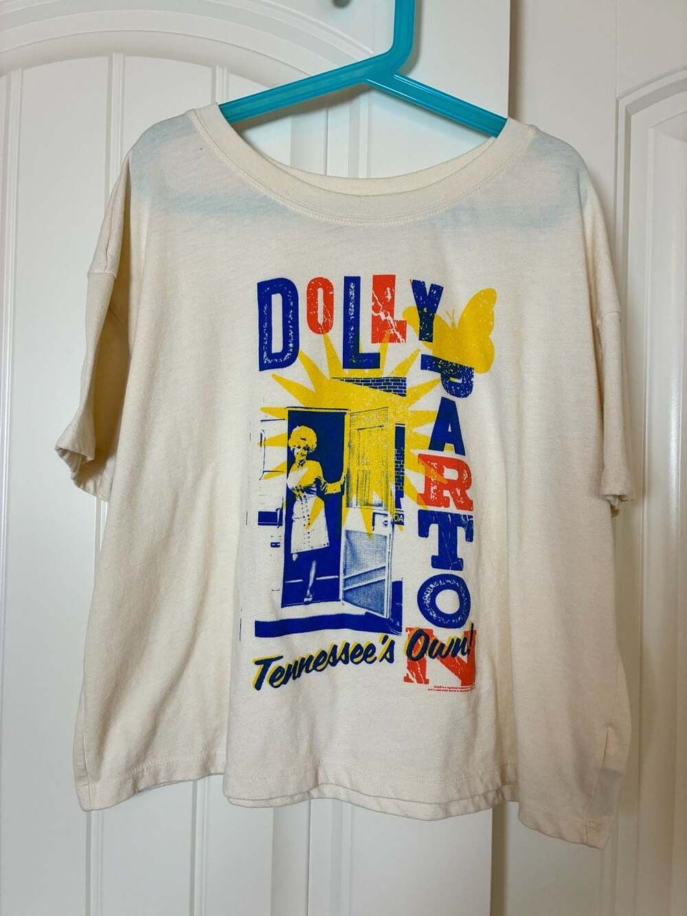 Old Navy Dolly Parton Tennessee's Own Graphic Cropped T-Shirt